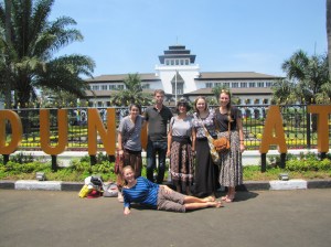 One afternoon there were small group sessions, meaning that a number of us had a longer break than the usual 50 minutes for lunch. This group decided to explore Bandung and see some of the noteworthy sites. Behind us is Gadung Sate, a government building that serves an unknown purpose. It is famous for the sate-like spire on top that you can see in this picture if you squint. 
