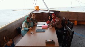 Out to dinner this evening after some shopping and hard bargaining. 