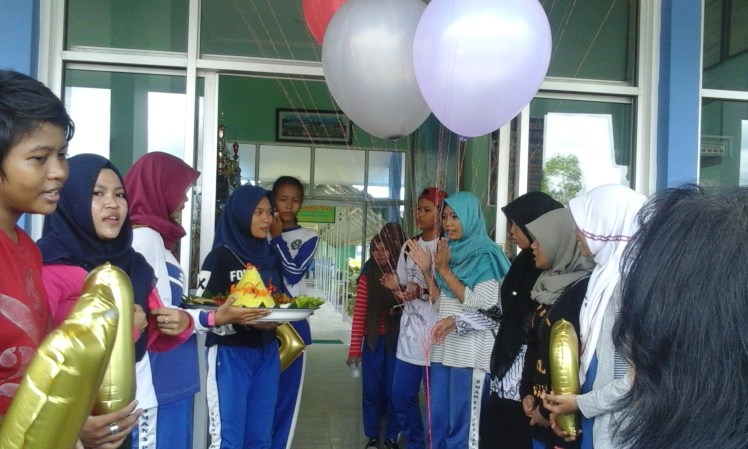 The lovely students at SMAN3. 