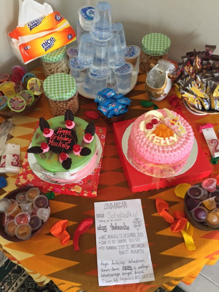 Ibu Asro, my counterpart/mother figure/final arbiter of all things, arrived before the party to direct the caterers (yes, the party was catered. Uncle Dave you would be so proud) and help get things going. She also brought these adorable cakes for me.